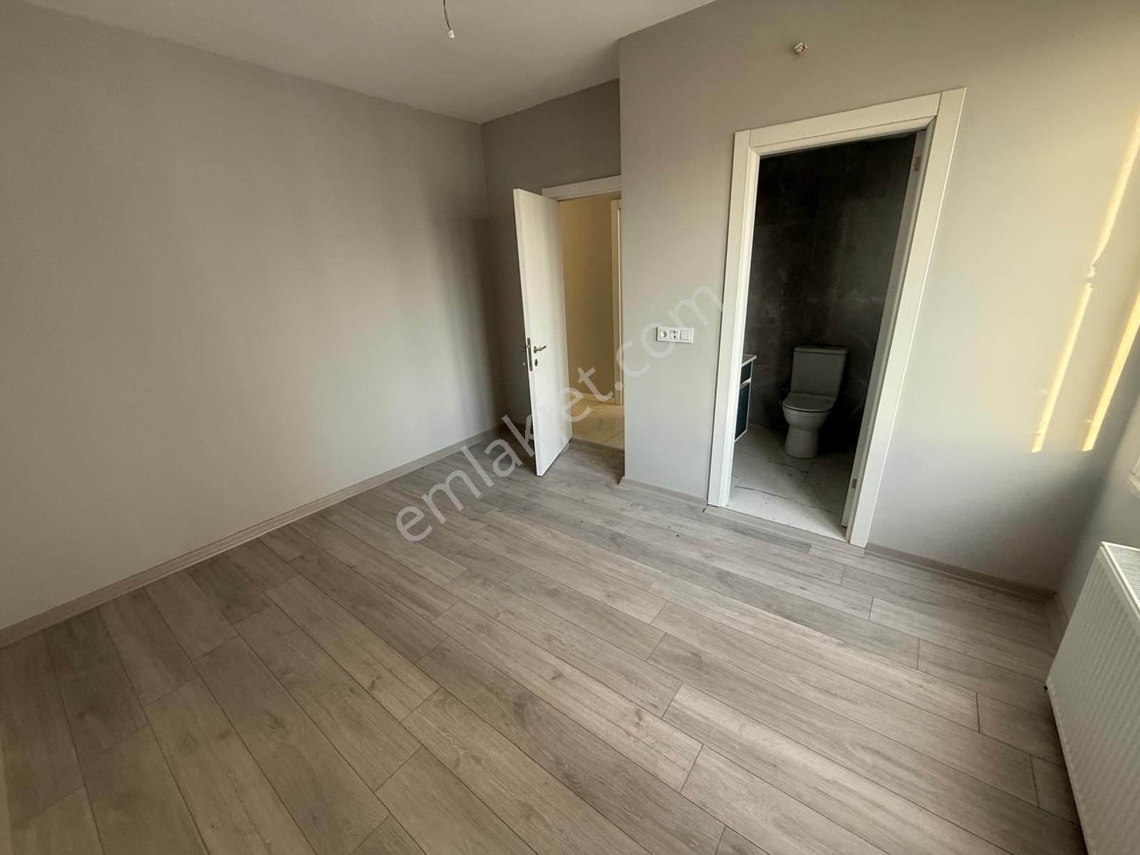 Bağcılar Güneşli Homes Sitesinde Boş Arakat 3+1 Satılık Daire - Görsel 16