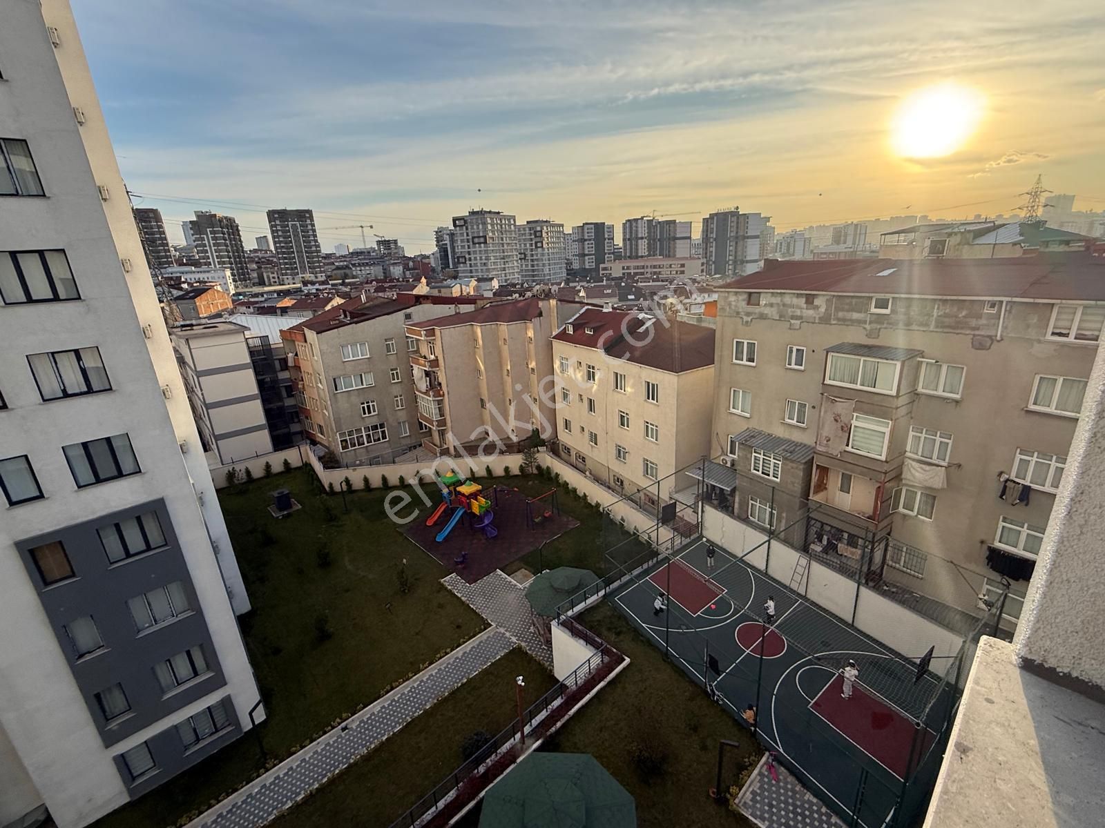 Bağcılar Güneşli Homes Sitesinde Boş Arakat 3+1 Satılık Daire - Görsel 23