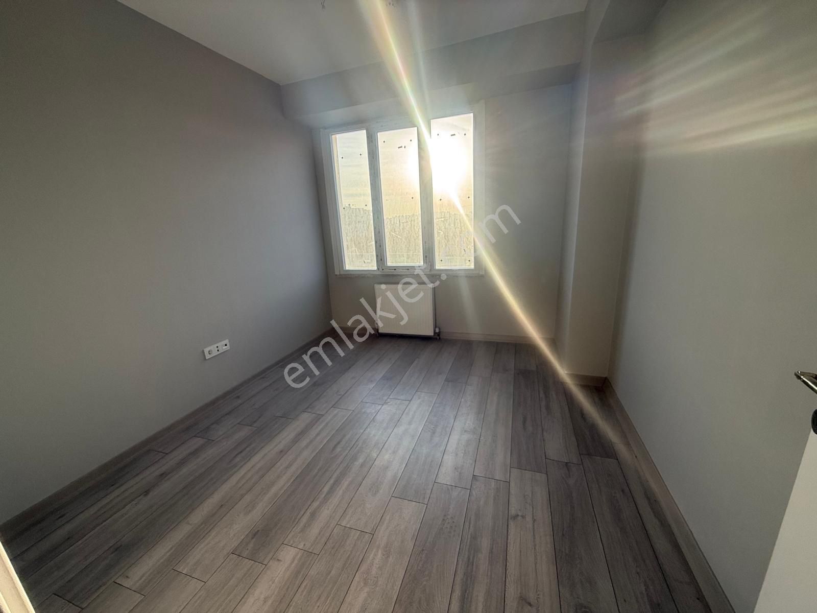 Bağcılar Güneşli Homes Sitesinde Boş Arakat 3+1 Satılık Daire - Görsel 18