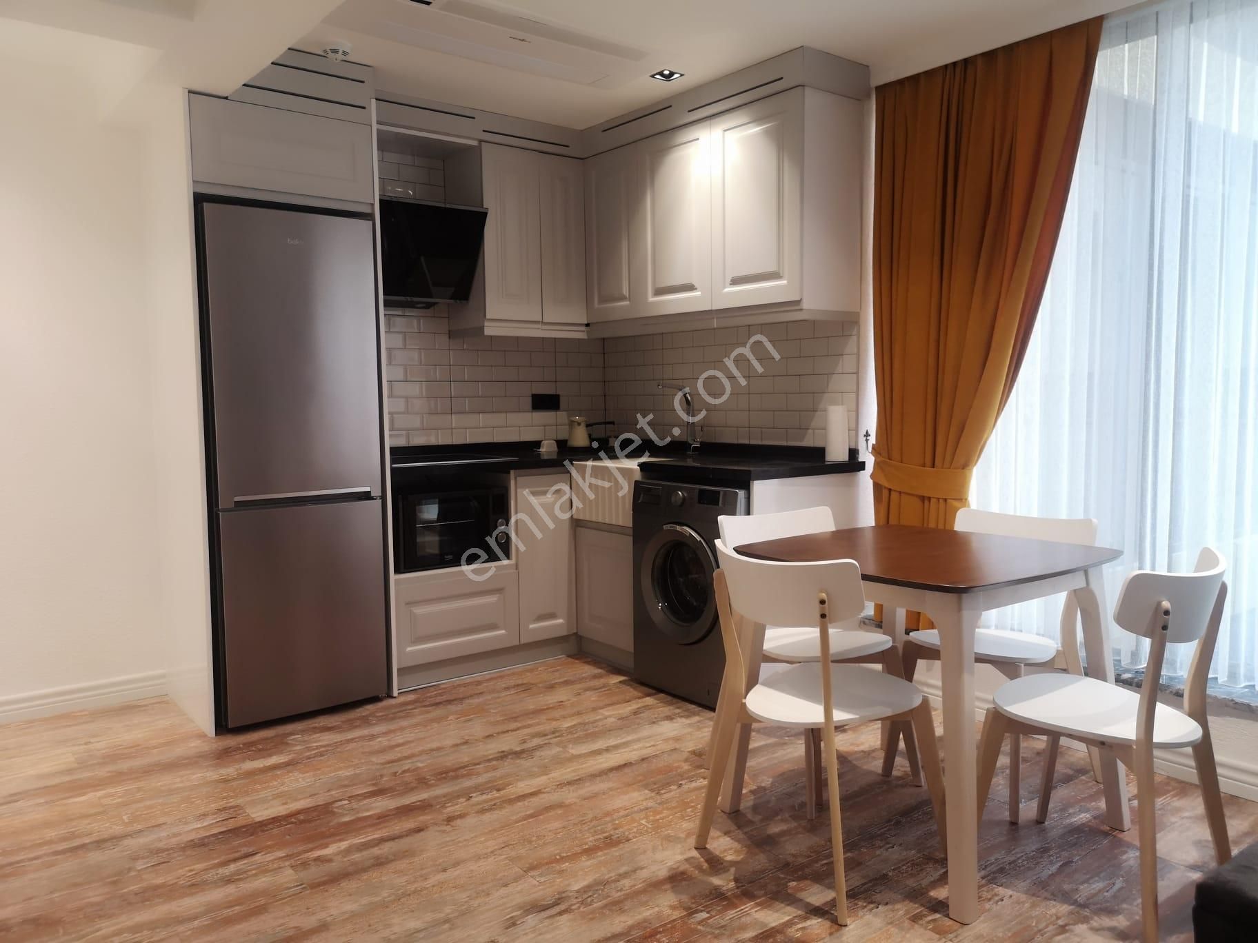 Stoptan Cumhuriyet Mahallesi Dispanser Sokak 1+0 Rezidans