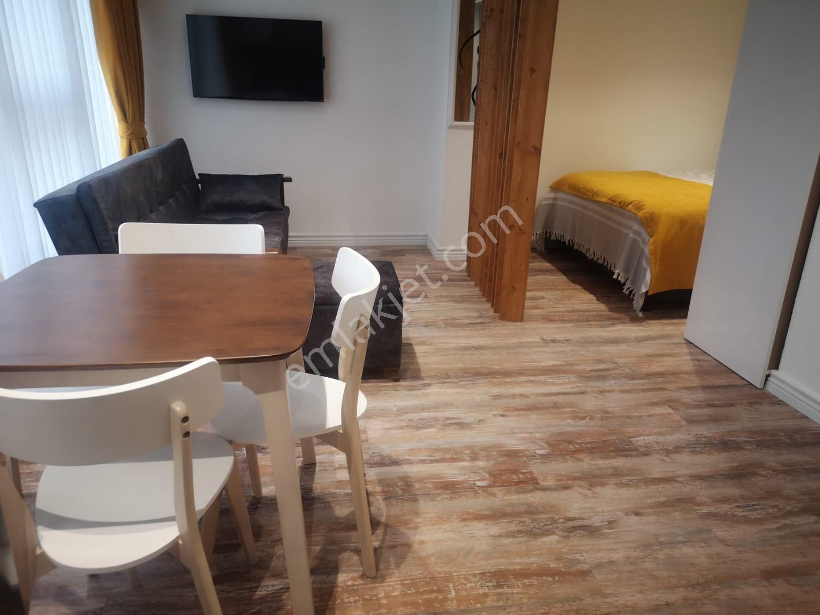 Stoptan Cumhuriyet Mahallesi Dispanser Sokak 1+0 Rezidans - Görsel 3