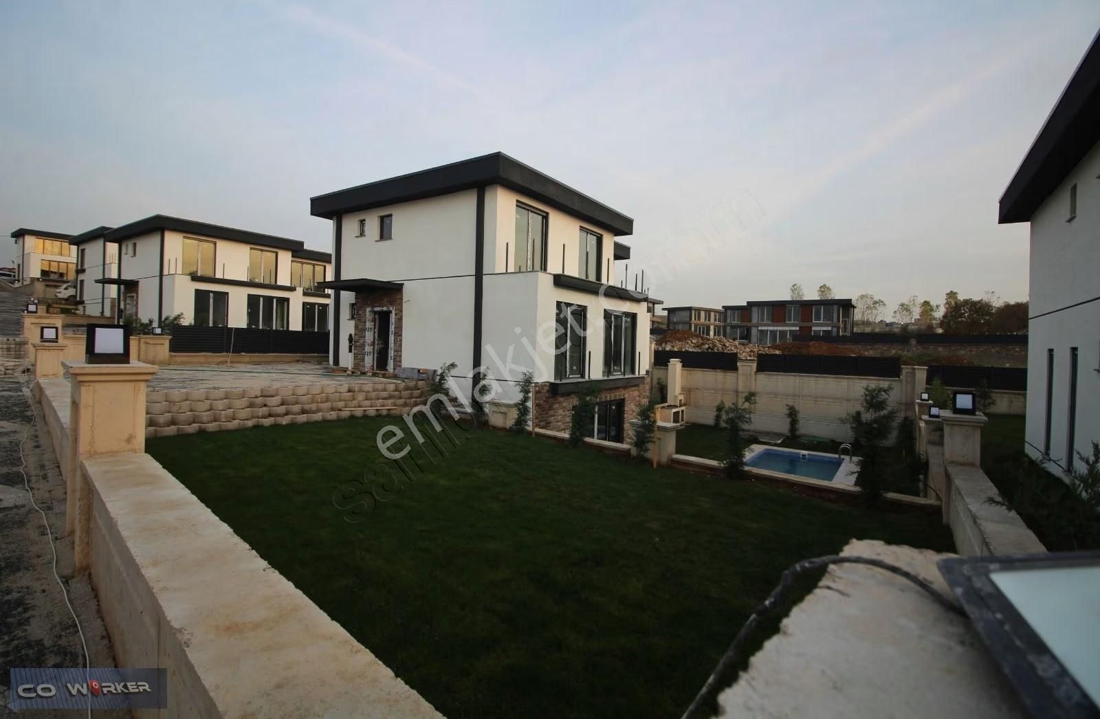 Müstakil Havuzlu Villa 10 Villalı Butik Site 7/24 Güvenlik - Görsel 11