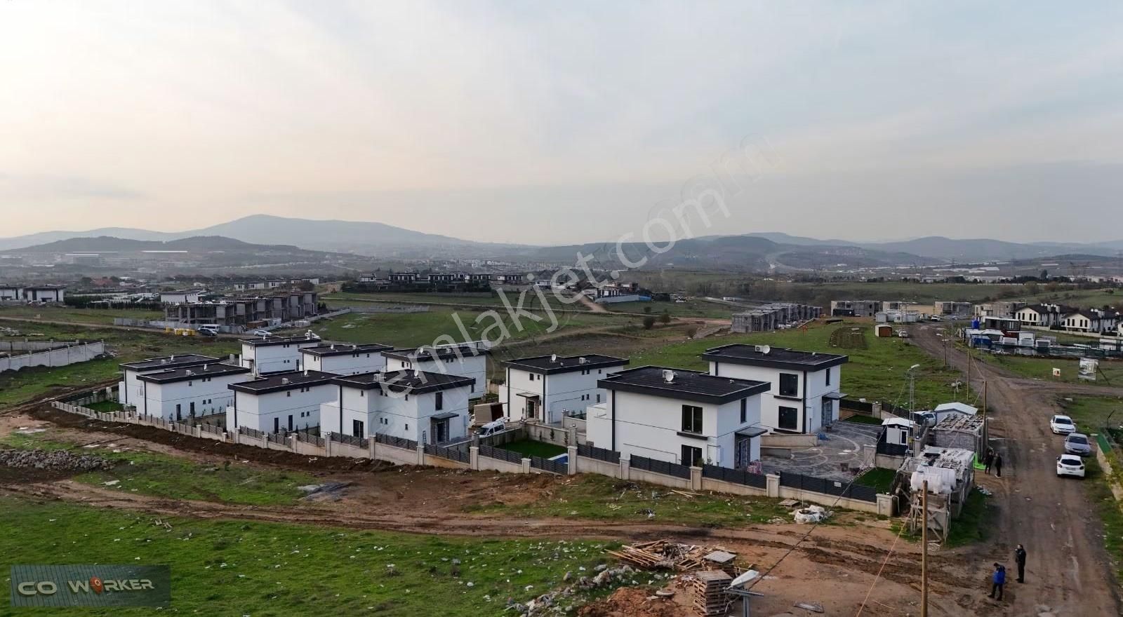 Müstakil Havuzlu Villa 10 Villalı Butik Site 7/24 Güvenlik - Görsel 25