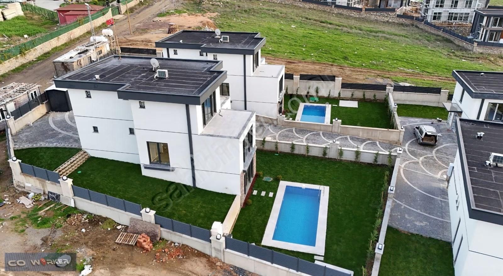 540 M² Bahçeli Müstakil Tripleks Villa Özel Havuz & Güvenlik - Görsel 14