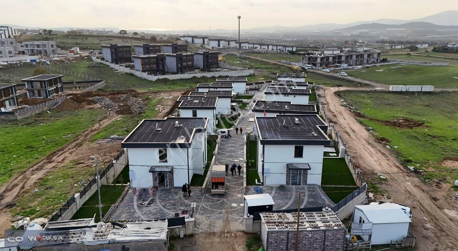 540 M² Bahçeli Müstakil Tripleks Villa Özel Havuz & Güvenlik - Görsel 18