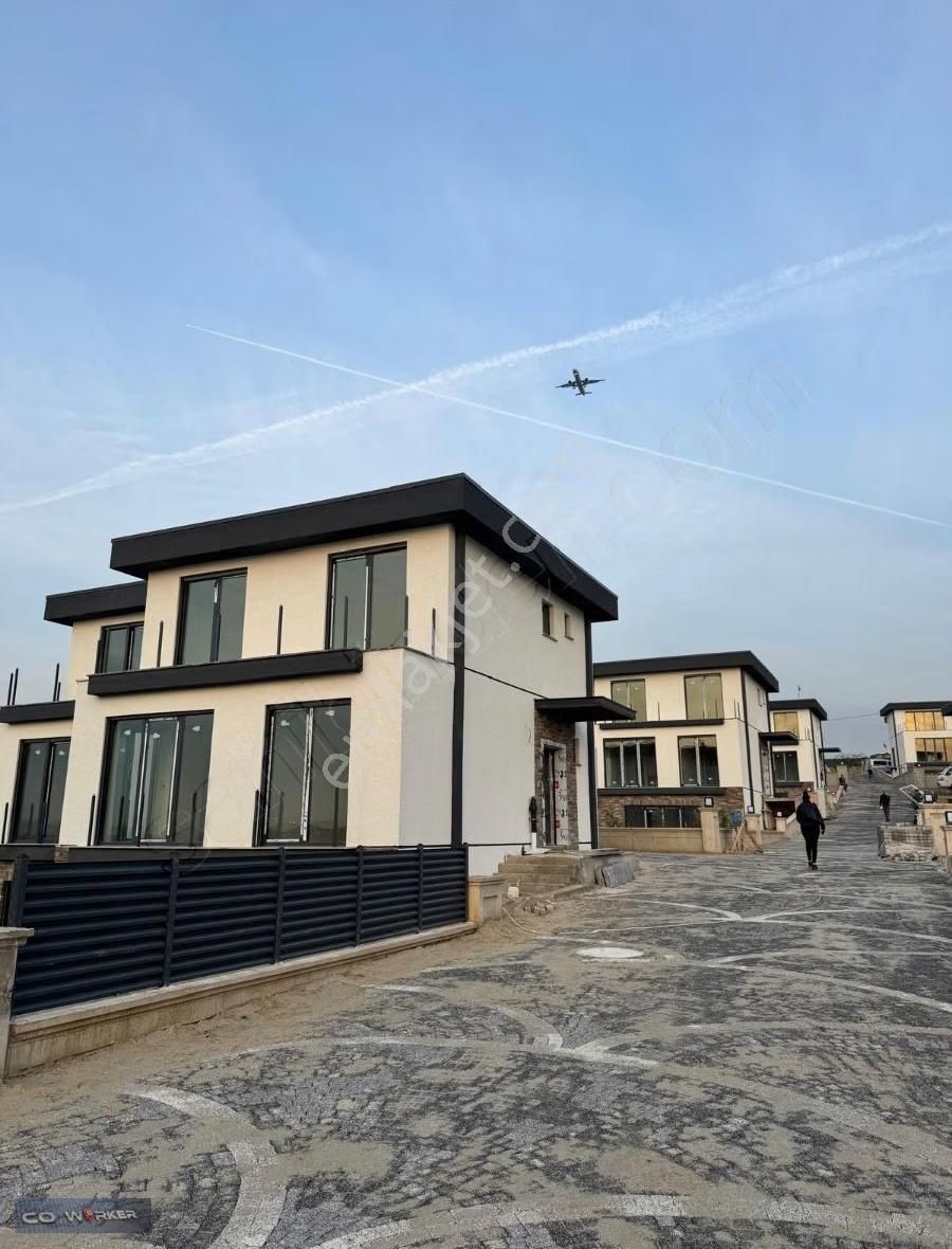 540 M² Bahçeli Müstakil Tripleks Villa Özel Havuz & Güvenlik - Görsel 11