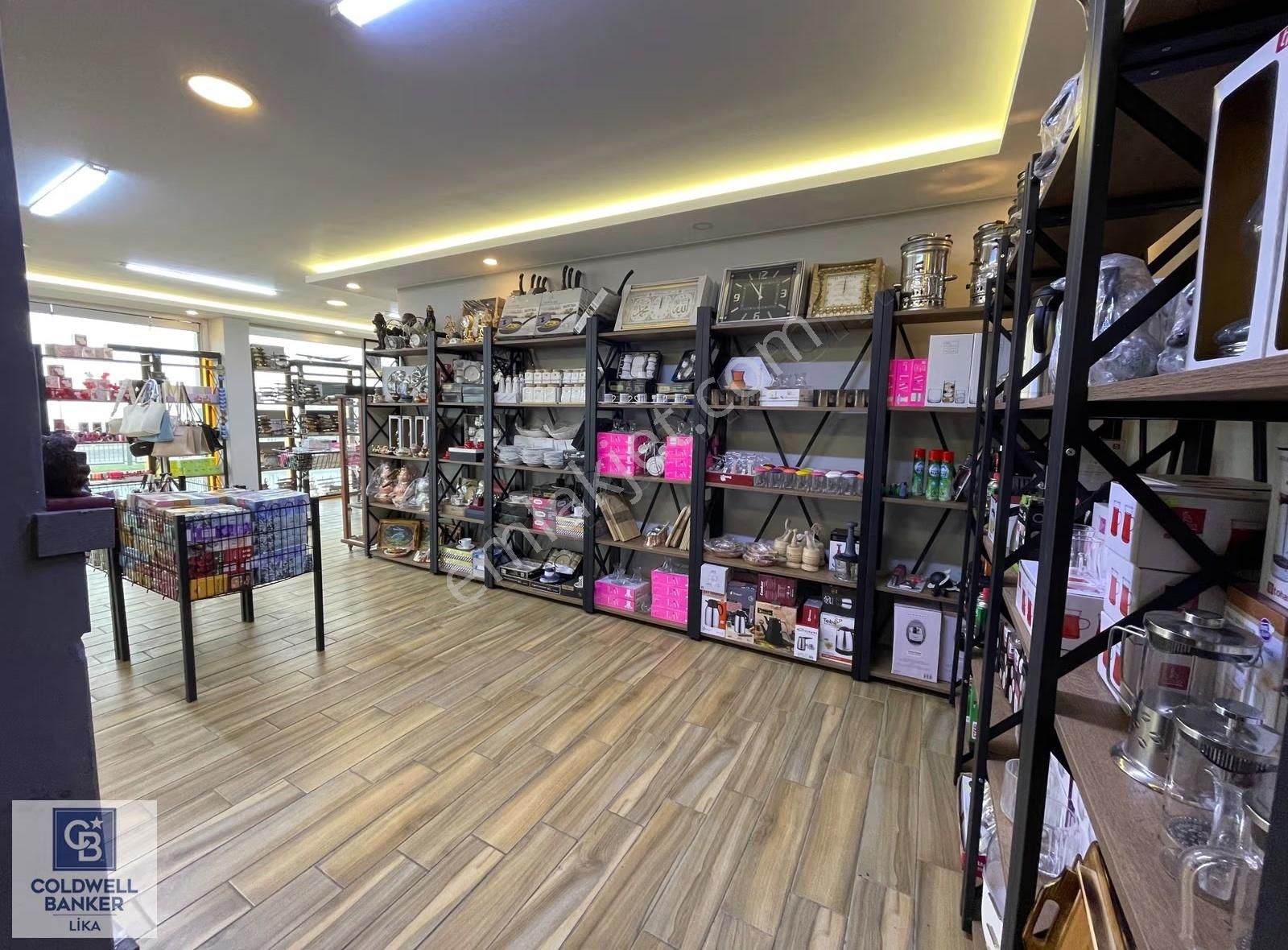 Yomrada Turizm Aksına Cephe, İki Katlı Devren Kiralık Dükkan - Görsel 4