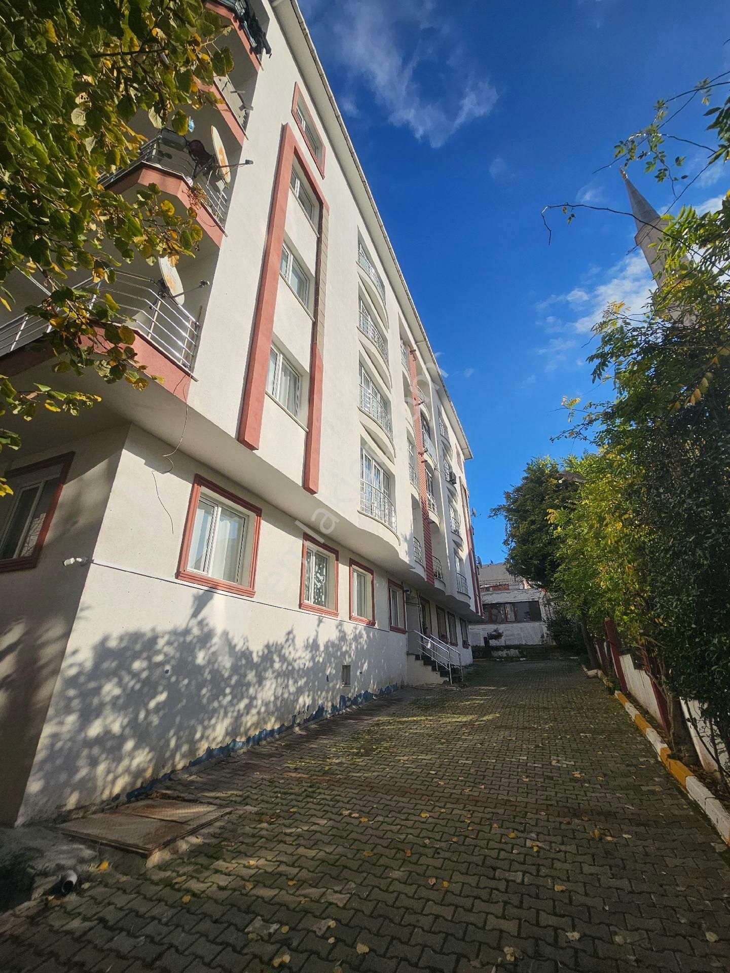 Bağcılar Güneşli Mahallesinde Satılık