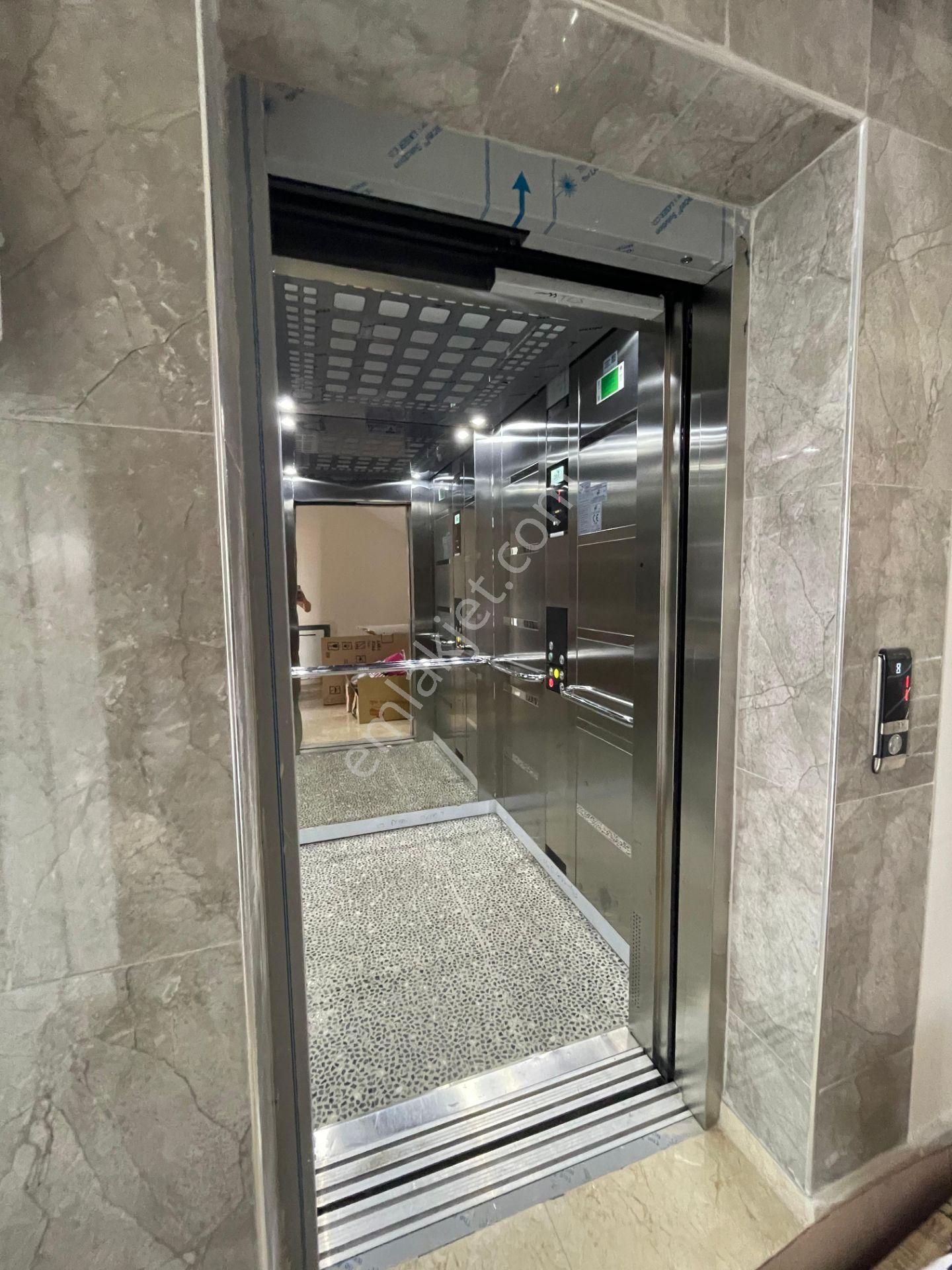 Afyon Üçok Emlaktan Kanlıca Mah Satılık Sıfır Ayarında Lüx 3+1 Daire - Görsel 3