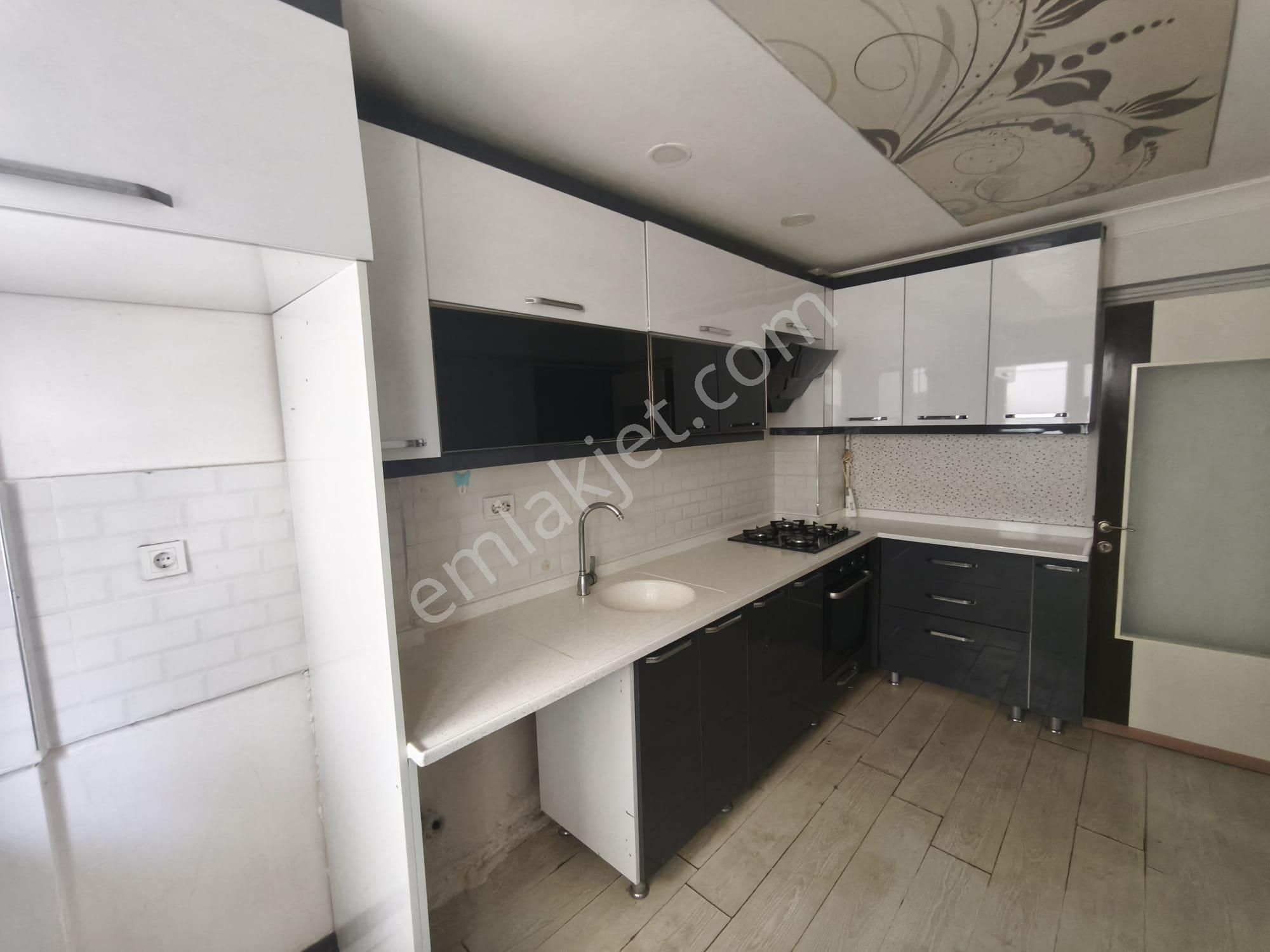 Sincan Plevne Mah.de 3+1 Full Yapılı Ulaşıma Yakın Ön Cephe Satılık Daire - Görsel 3