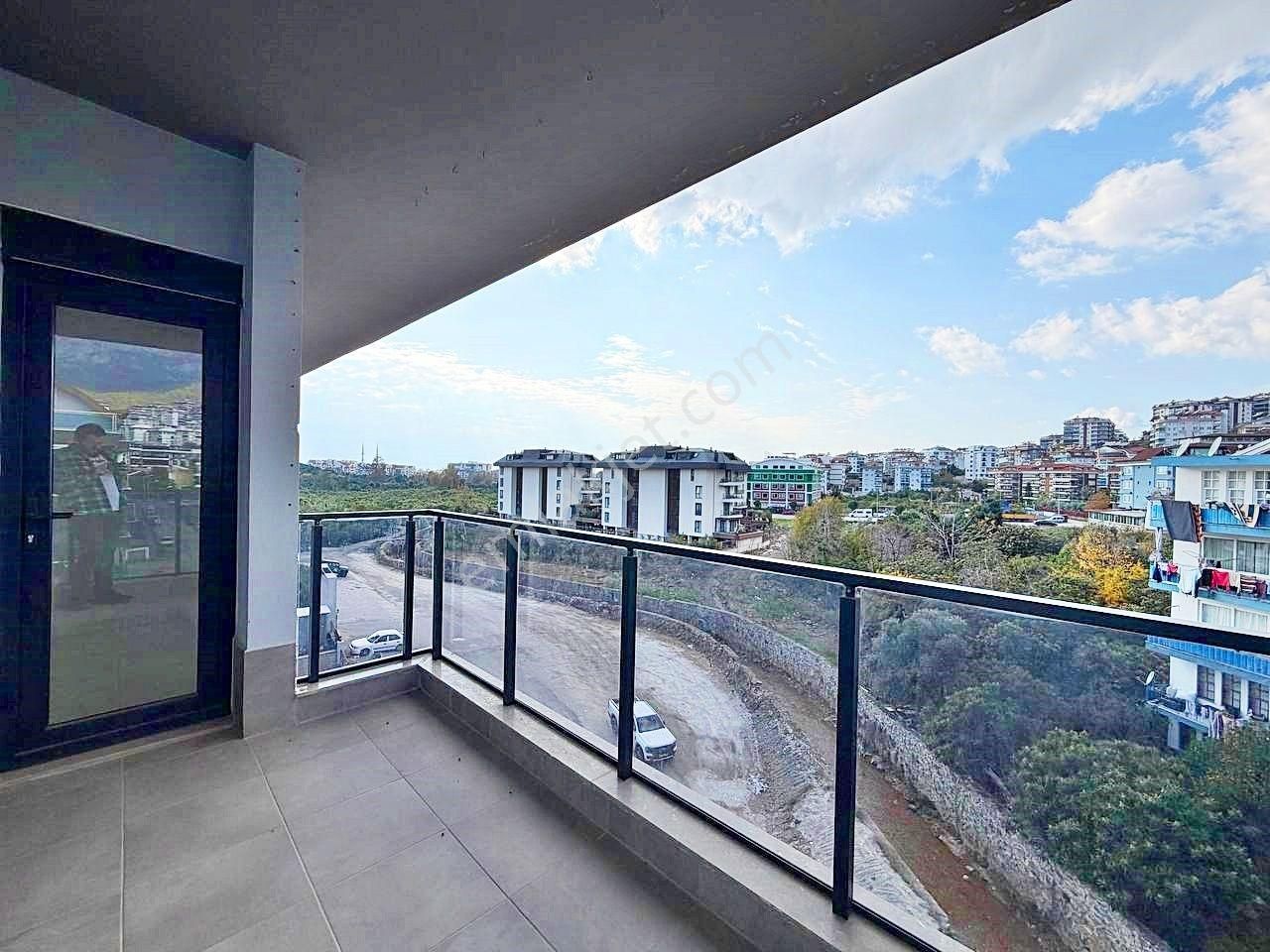 Alanya Oba'da Satılık Geniş Site İçi 1+1 Aktiviteli Daire - Görsel 30