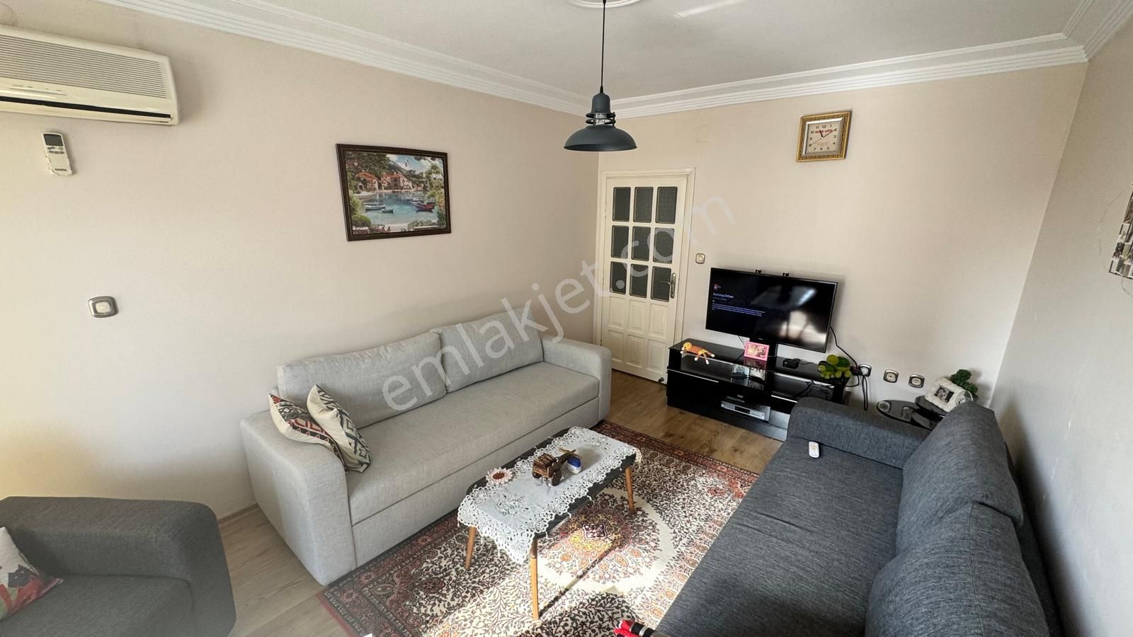 İz'den Merkezi Lokasyon'da Geniş Oturumlu 4+1 Satılık Daire - Görsel 10