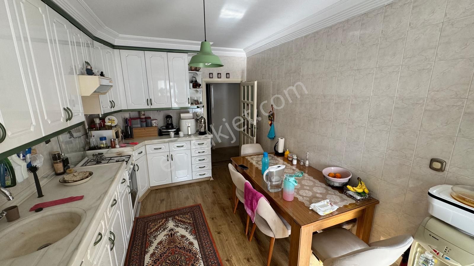 İz'den Merkezi Lokasyon'da Geniş Oturumlu 4+1 Satılık Daire - Görsel 5