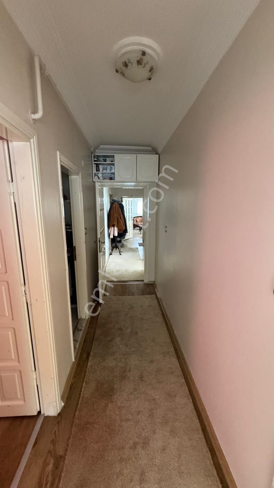 İz'den Merkezi Lokasyon'da Geniş Oturumlu 4+1 Satılık Daire - Görsel 7