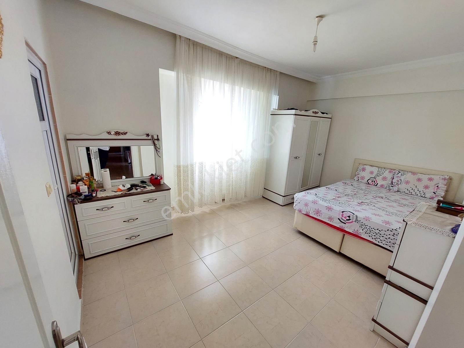 Yeni Rota'dan Tekerek Akdo Yanı Cadde Üstü 3+1 Satılık Daire - Görsel 3