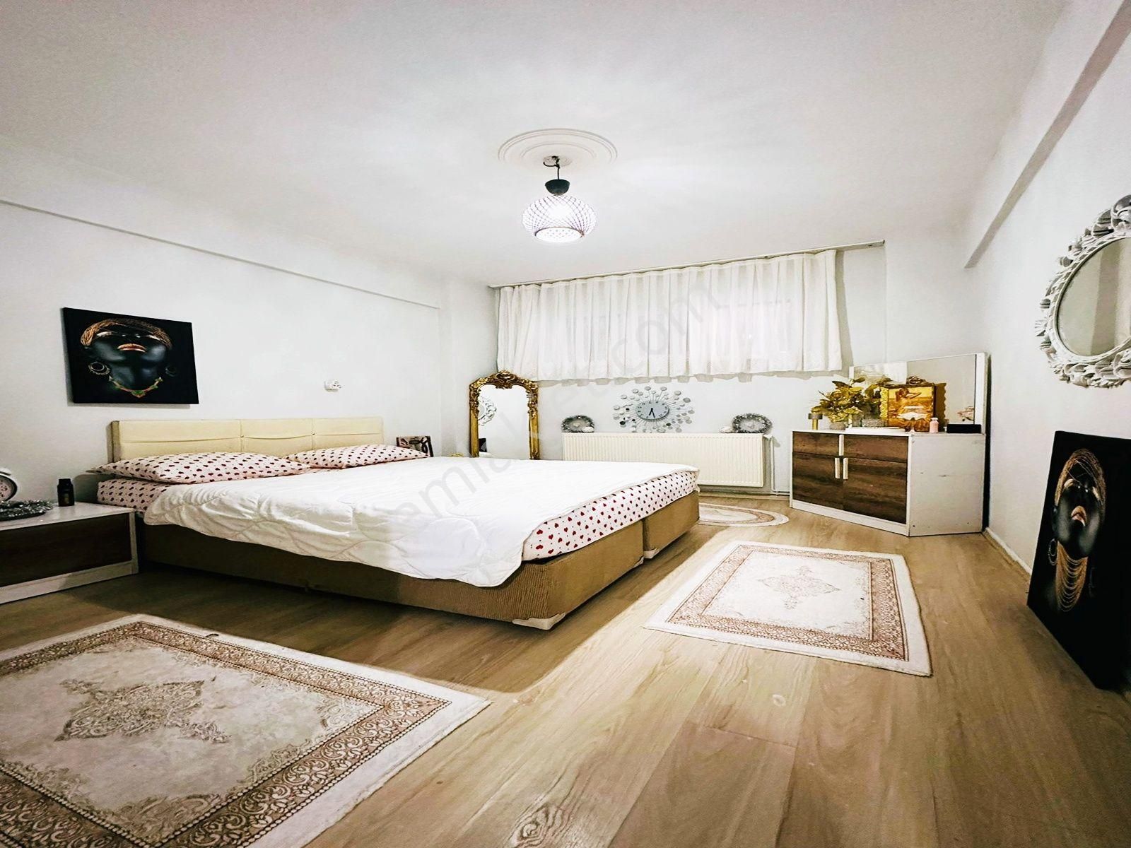 Ercin Yapı'dan Yakupluda Metrobüse Yakın Full Eşyalı Daire!! - Görsel 14