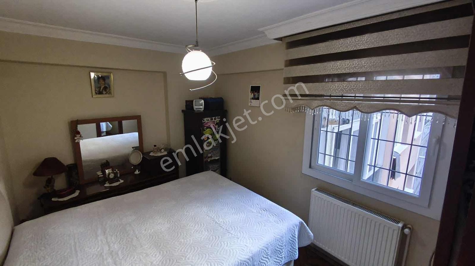 Karabağlar Ordu Caddesi Üzerinde 115 M² 3+1 Doğalgazlı Satılık - Görsel 5