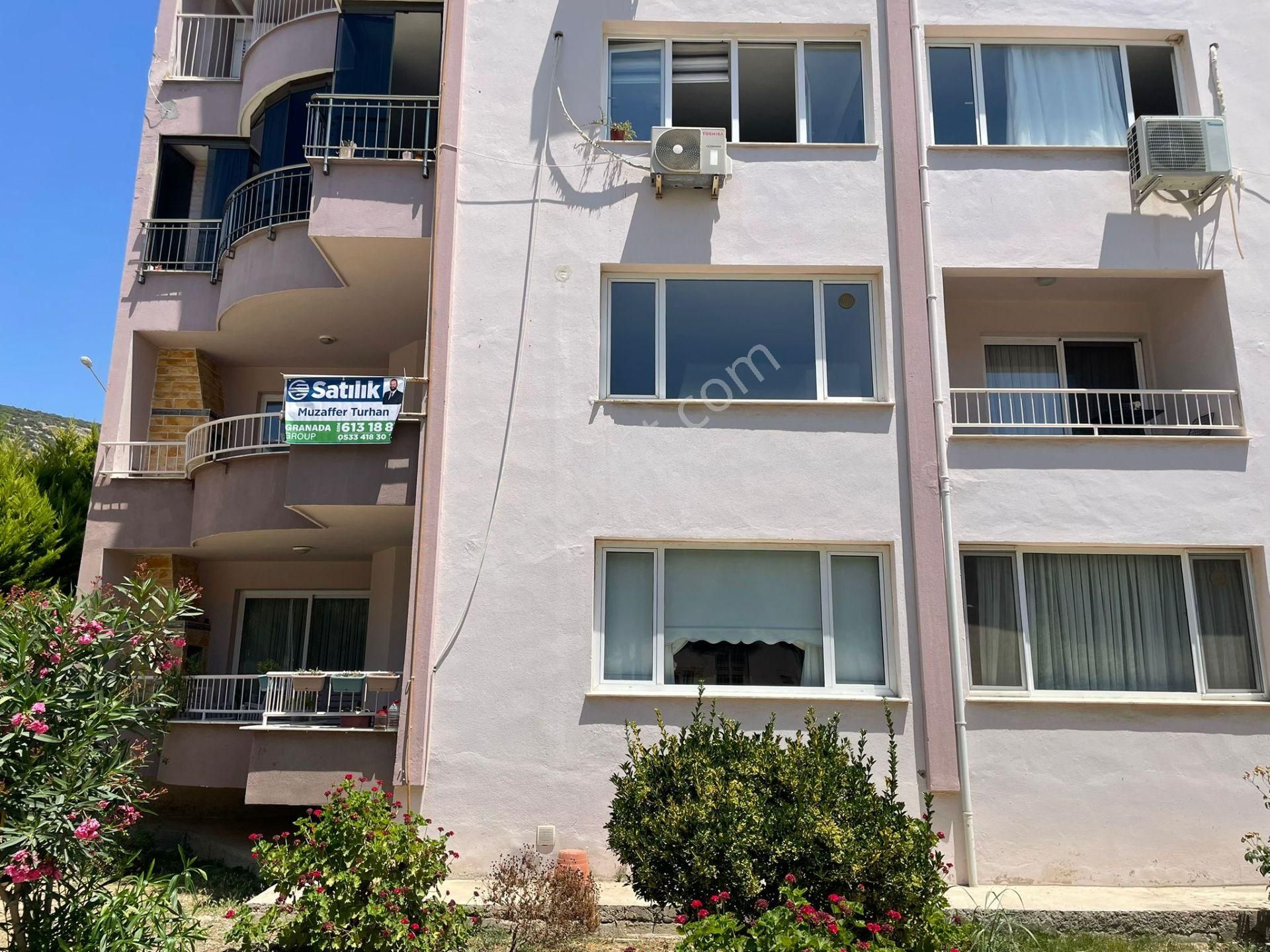 Havuzlu Sitede,bakımlı 3 Cepheli Ferah 3+1 Daire Sizi Bekliyor ! - Görsel 2