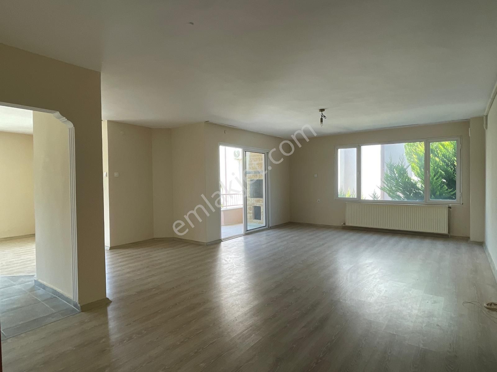 Havuzlu Sitede,bakımlı 3 Cepheli Ferah 3+1 Daire Sizi Bekliyor ! - Görsel 13