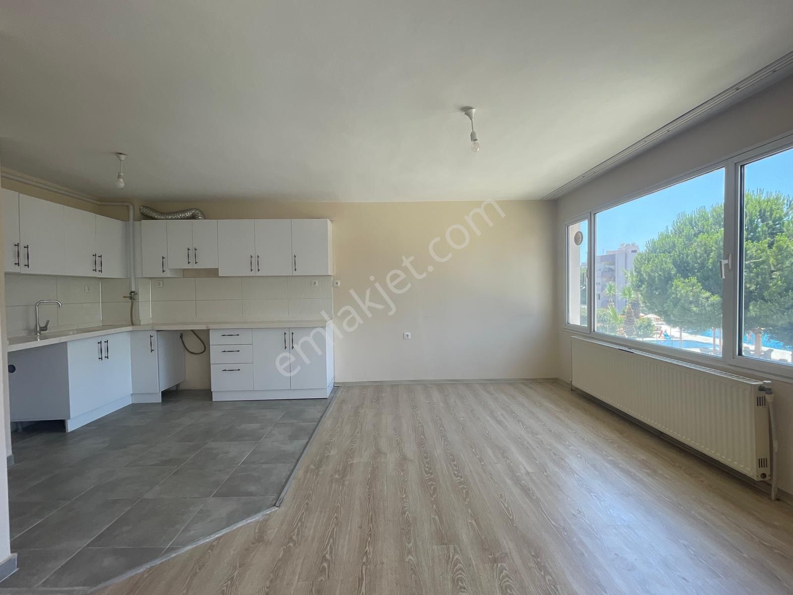 Havuzlu Sitede,bakımlı 3 Cepheli Ferah 3+1 Daire Sizi Bekliyor ! - Görsel 11