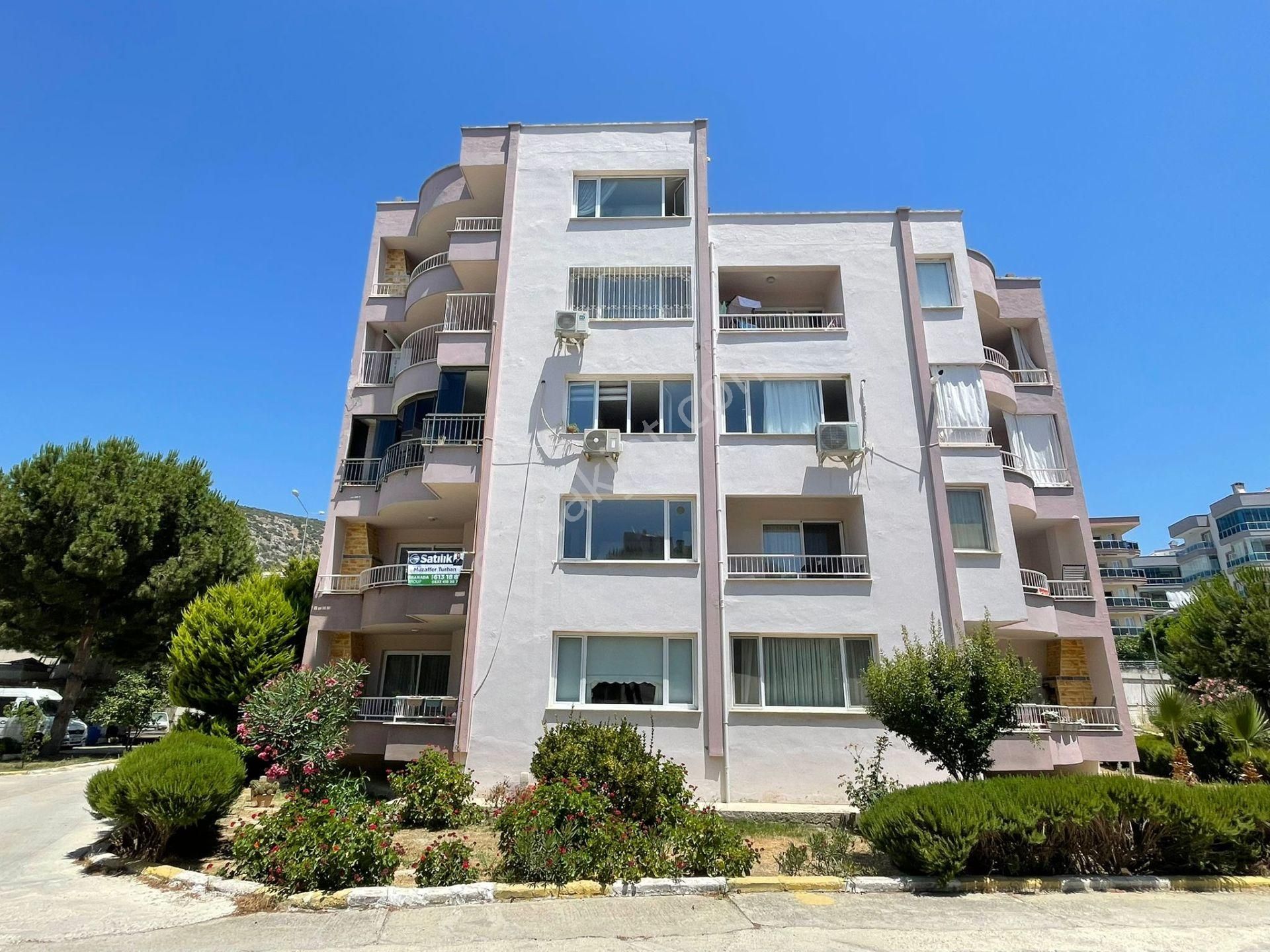 Havuzlu Sitede,bakımlı 3 Cepheli Ferah 3+1 Daire Sizi Bekliyor !