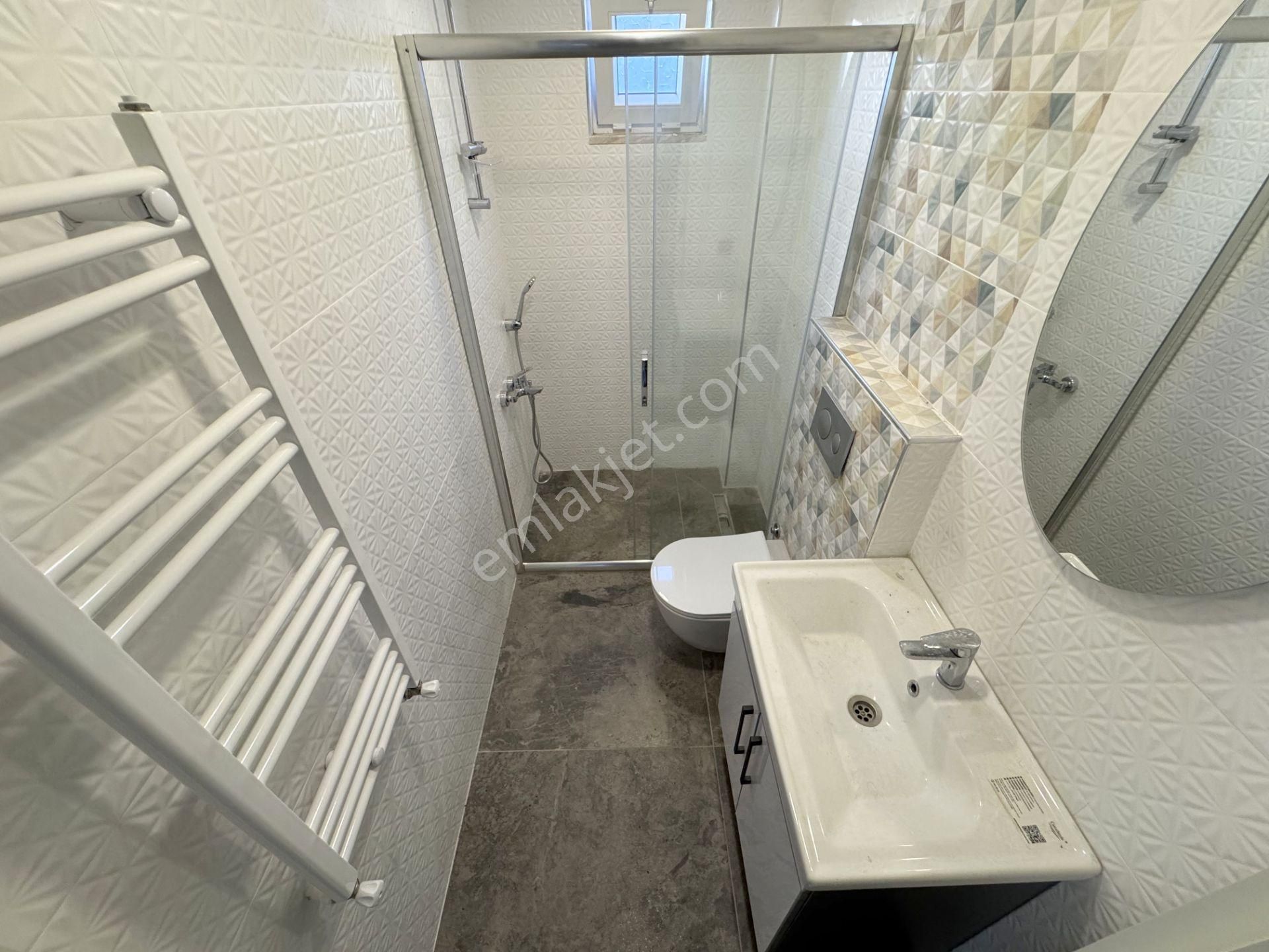 🟣 Güç Gayrimenkul'den Güre'de Doğa Manzaralı Teraslı Modern Tasarımlı 5+1 Villa - Görsel 23