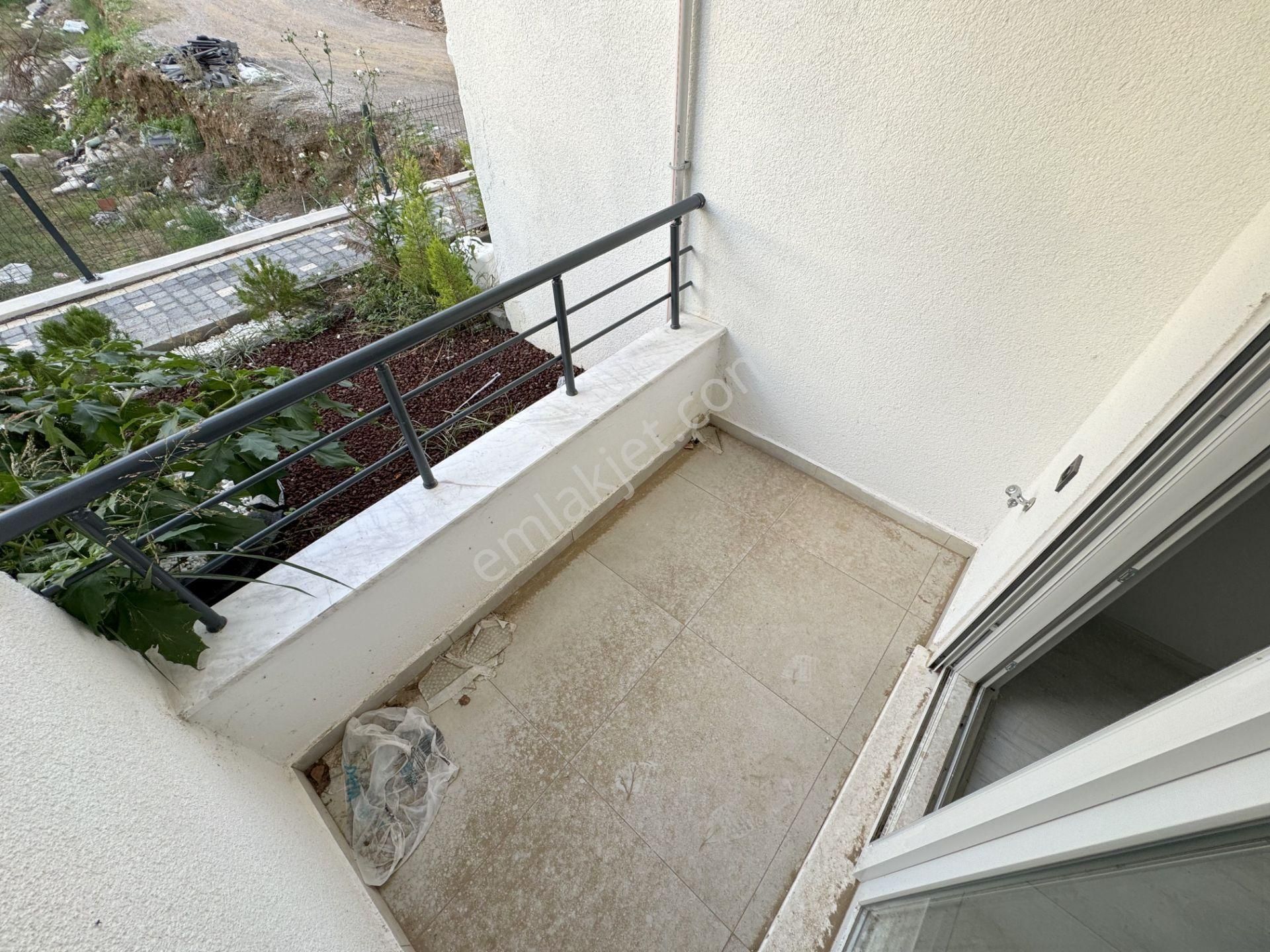 🟣 Güç Gayrimenkul'den Güre'de Doğa Manzaralı Teraslı Modern Tasarımlı 5+1 Villa - Görsel 30