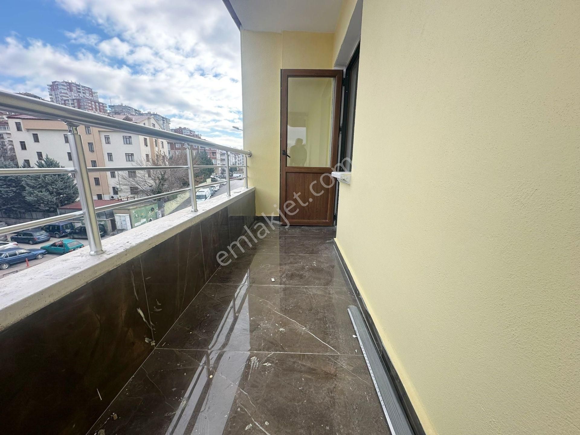 Süvari Mahallesi Cadde Yakını Lüx 3+1 Full Yapılı - Görsel 14