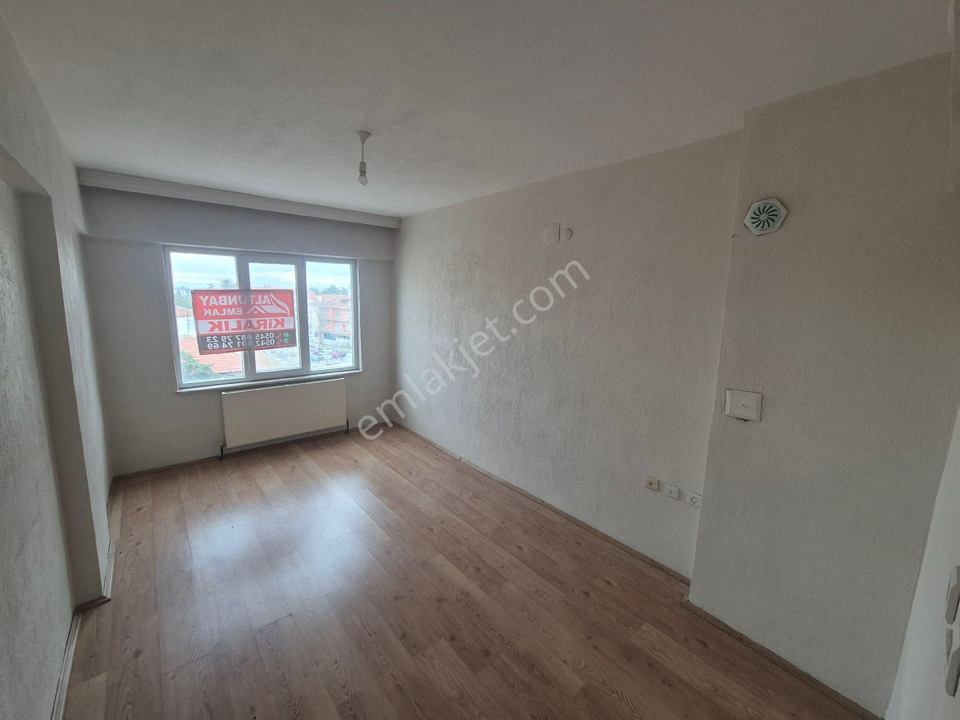 Kaymakamlık Arkasında 2+1 Kiralık Arakat - Görsel 17