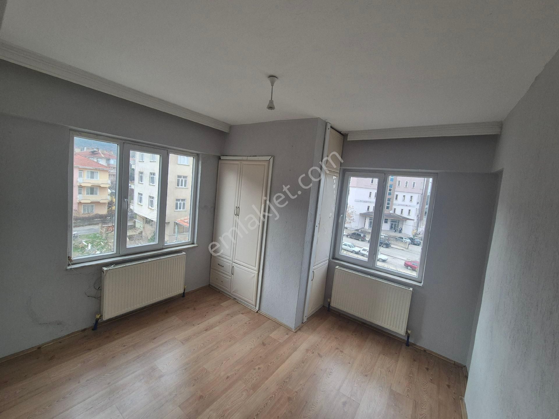 Kaymakamlık Arkasında 2+1 Kiralık Arakat - Görsel 6