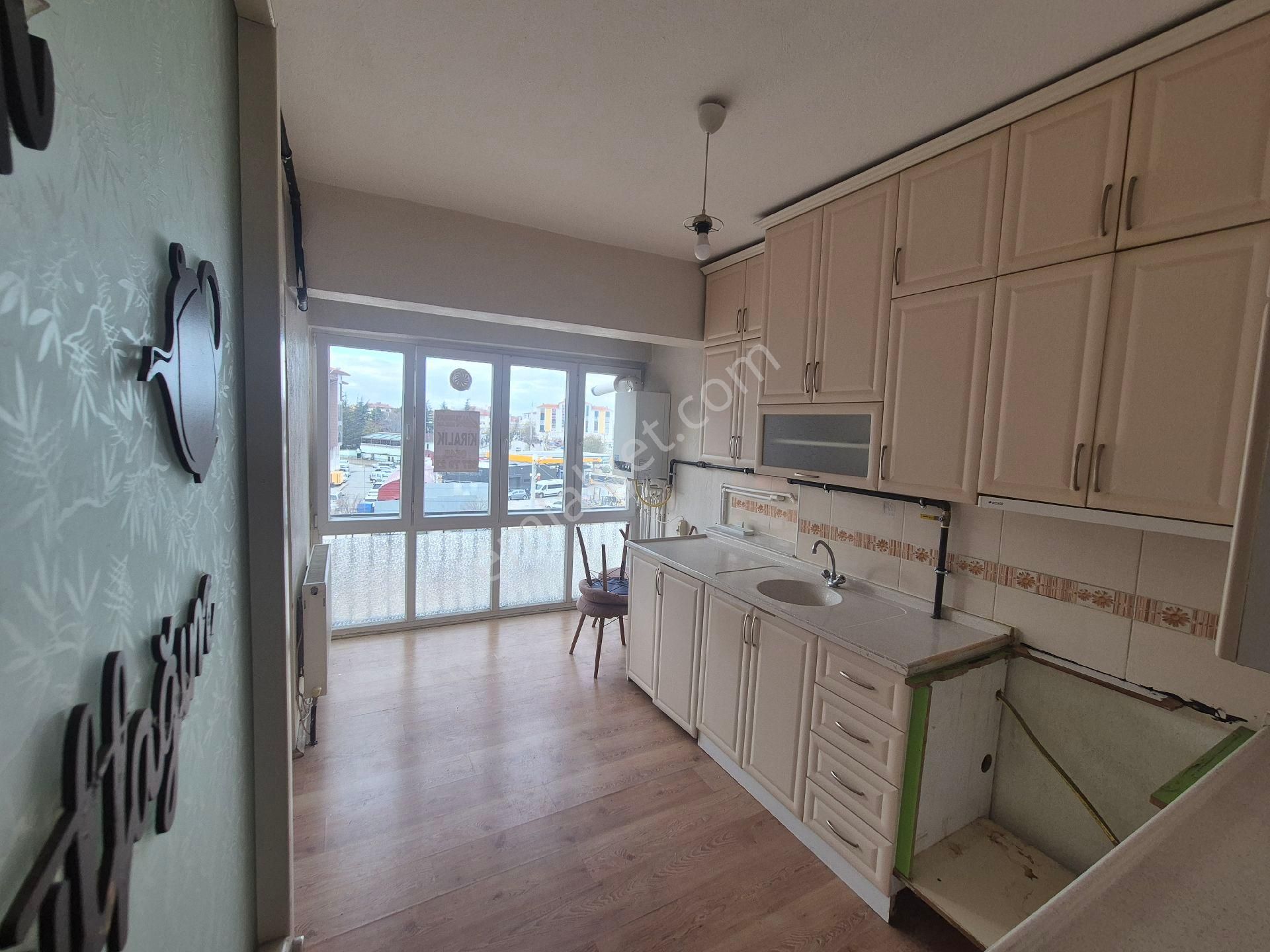 Kaymakamlık Arkasında 2+1 Kiralık Arakat - Görsel 3