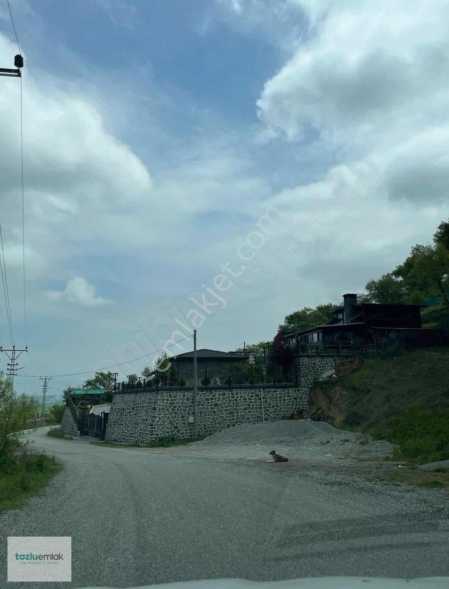 Tozluemlak'tan 210m2 Sanayi Karşısında Köy Yerleşimi İçinde !