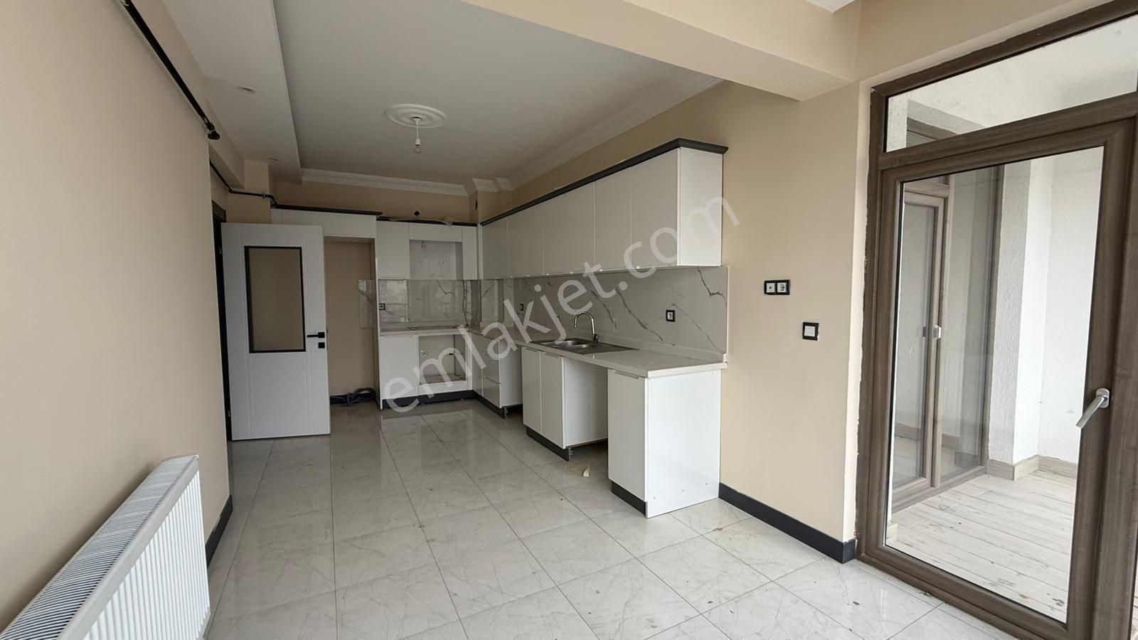 Öz Gaye Emlaktan Develi Çarşı Merkezde Kiralık Daire - Görsel 5