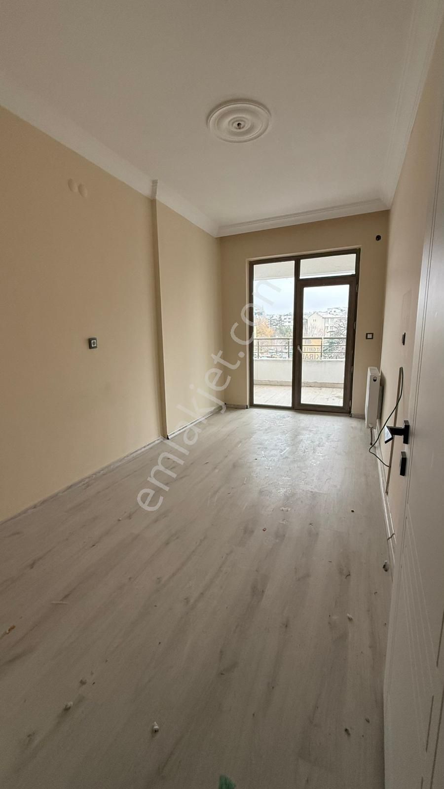 Öz Gaye Emlaktan Develi Çarşı Merkezde Kiralık Daire - Görsel 12