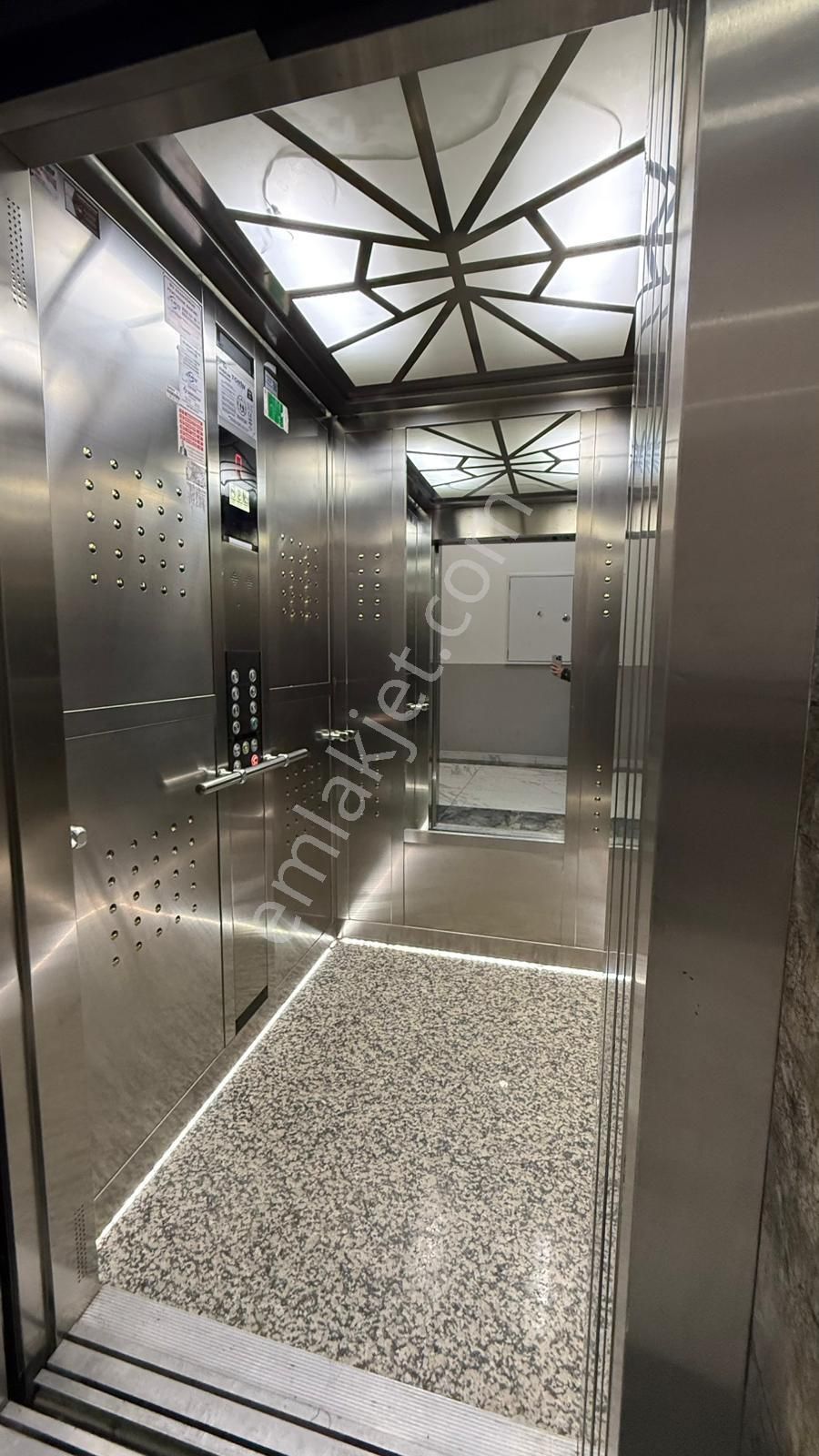 Öz Gaye Emlaktan Develi Çarşı Merkezde Kiralık Daire - Görsel 14