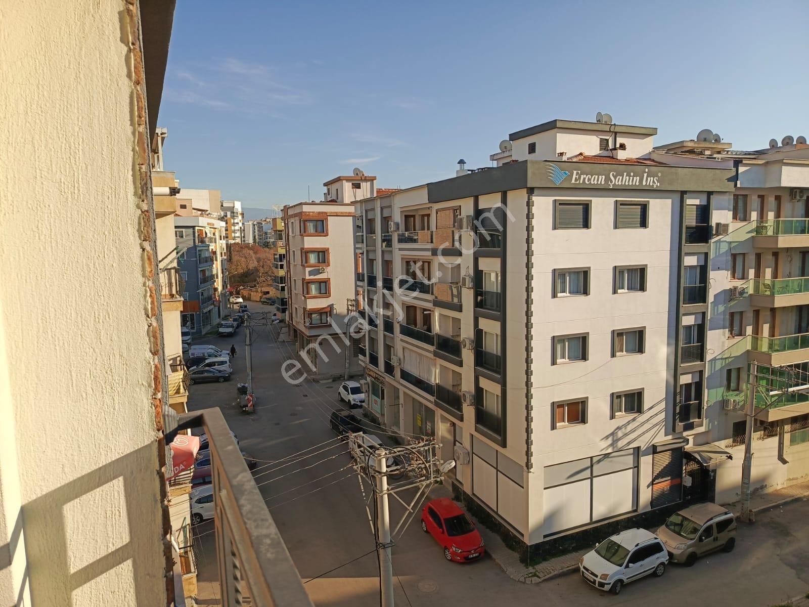 Yenigirne De Kiralık 2+1 Daire Medikal Arkası 7408 Sok. Fahrettin Apt. No.2 - 3.kat Daira 9 - 70 M2 - Görsel 13