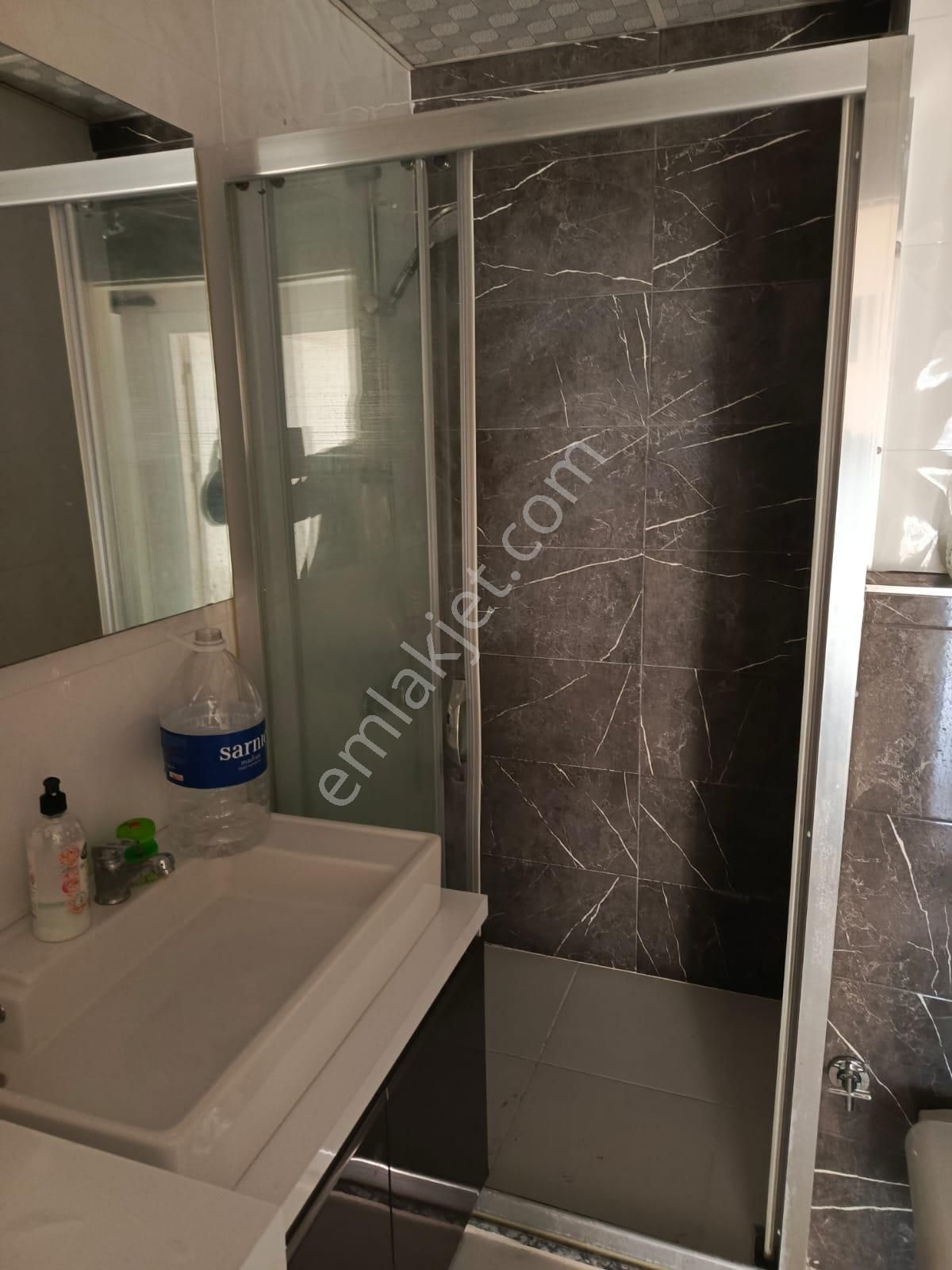 Yenigirne De Kiralık 2+1 Daire Medikal Arkası 7408 Sok. Fahrettin Apt. No.2 - 3.kat Daira 9 - 70 M2 - Görsel 12