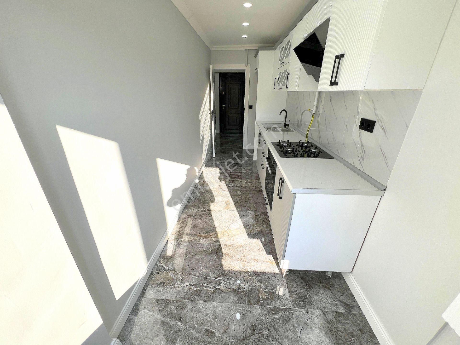 ▃birikim▃ Altıntepe'de Asansörlü Binada İçi Yapılı Ön Cephe 3+1 - Görsel 12