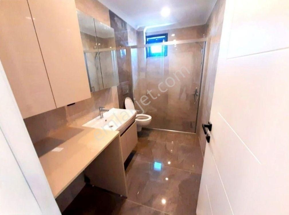 Boş.. Göztepe , Minibüs Cd. Sıfır,balkon,ebeveyn Banyolu,130m2,3+1 Daire - Görsel 10