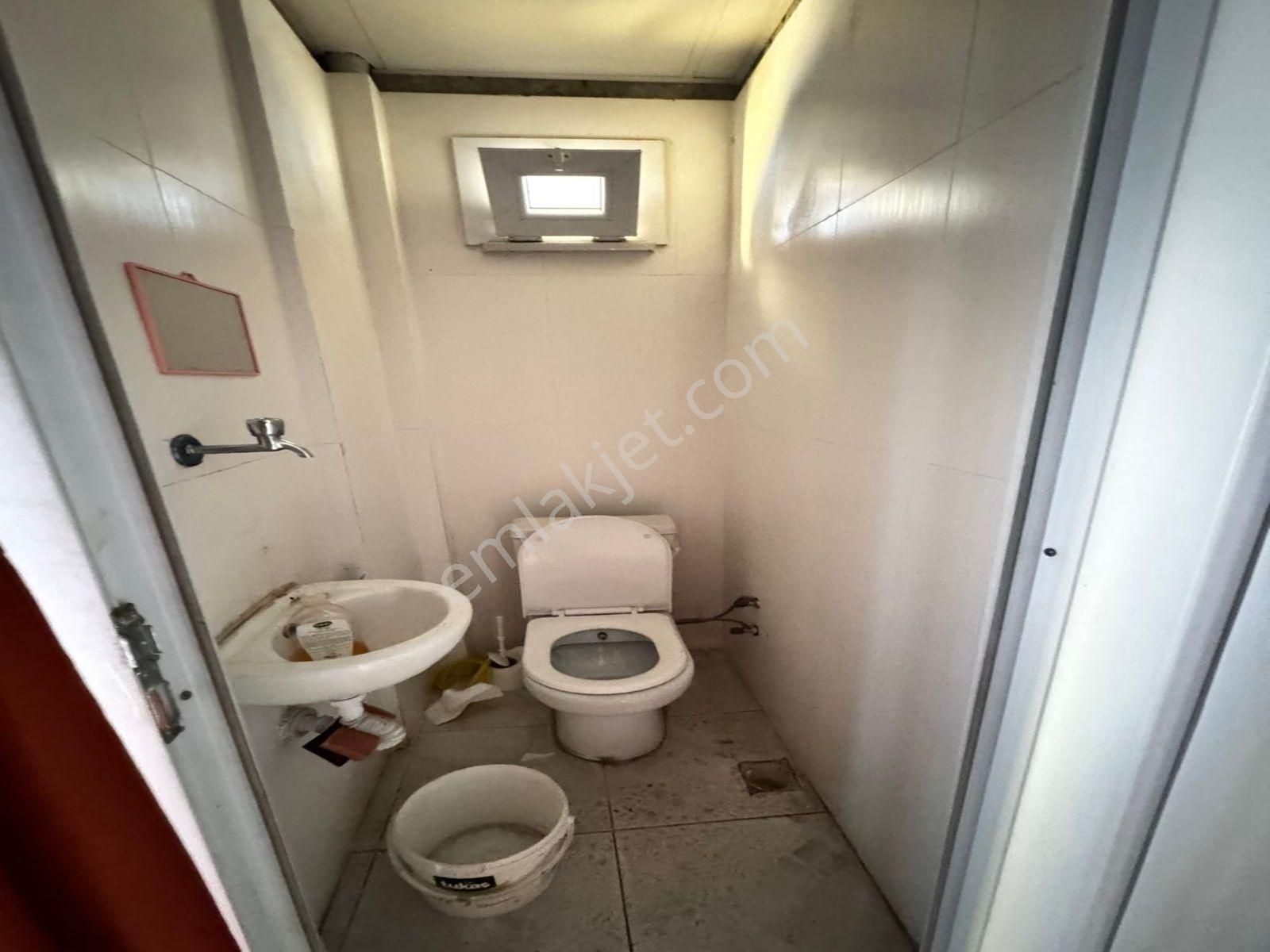 Esenyurt Üçevler Köşe Başı Kiralık Dükkan - Görsel 8