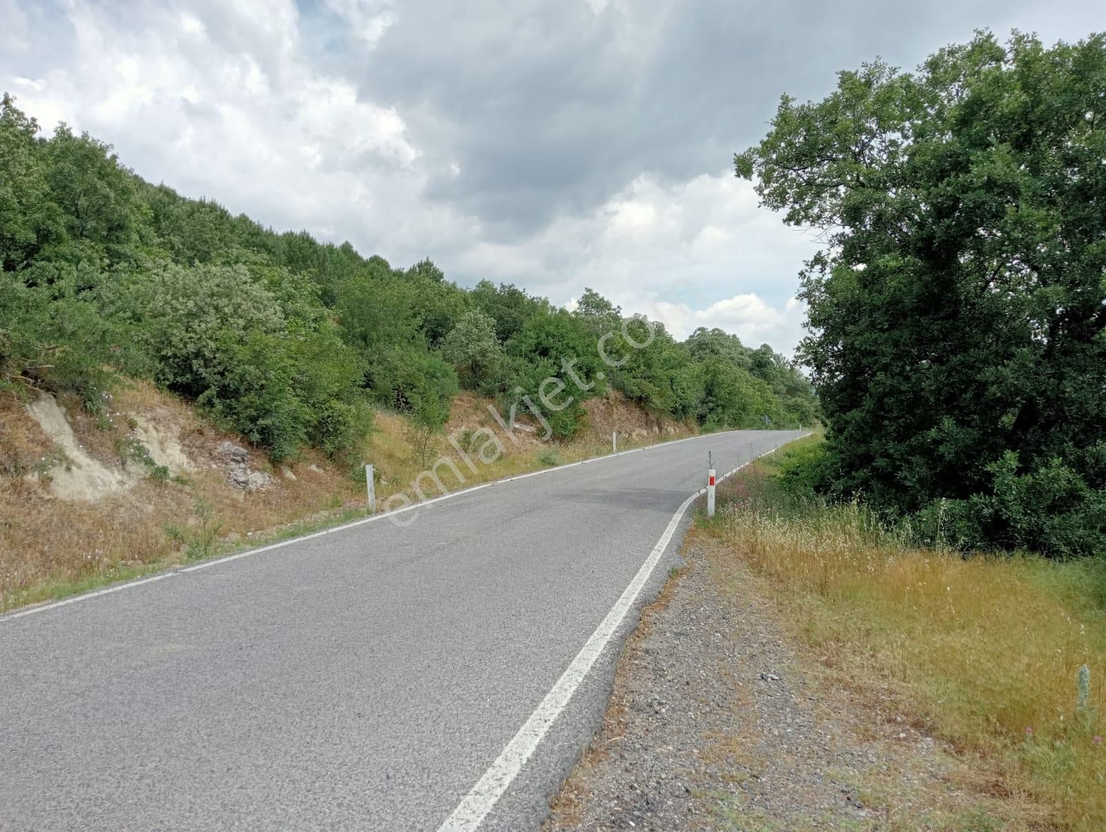 Komutan Emlaktan Dereköyde Karalar Yolu Üzeri 730 M2 Hobi Bahçesi - Görsel 8