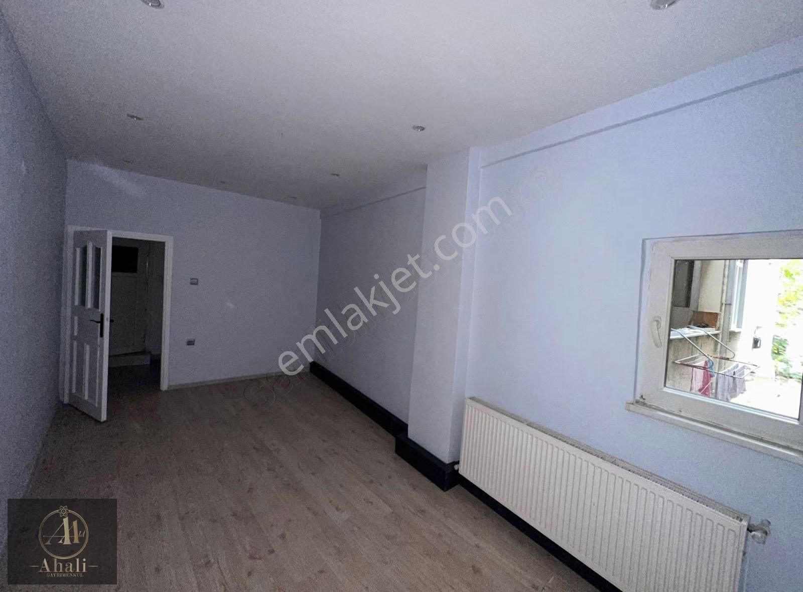 Sefaköy İnönü De Ssk Ya Yakın Tadilatlı Yapılı Y.giriş 2+1 - Görsel 6