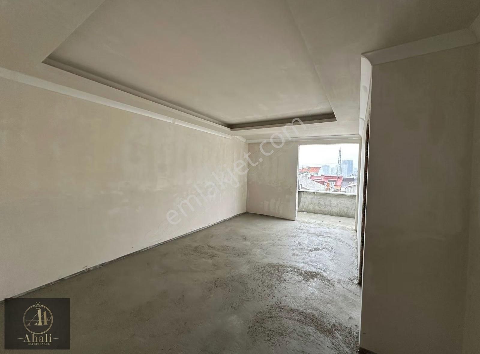 1 Aya Teslim En Üst Katta 70 Metre Kullanışlı Daire