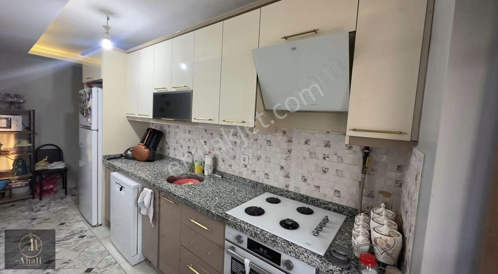 Kanarya Mahallesi Çift Balkon 2+1 Satılık Daire - Görsel 5