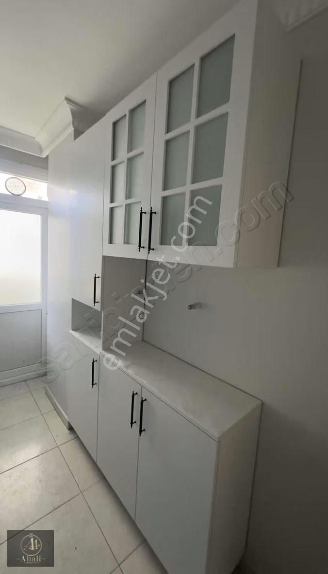 2.katta Kalp Damar Hastanesine 100m Mesafede 2+1 90m - Görsel 8