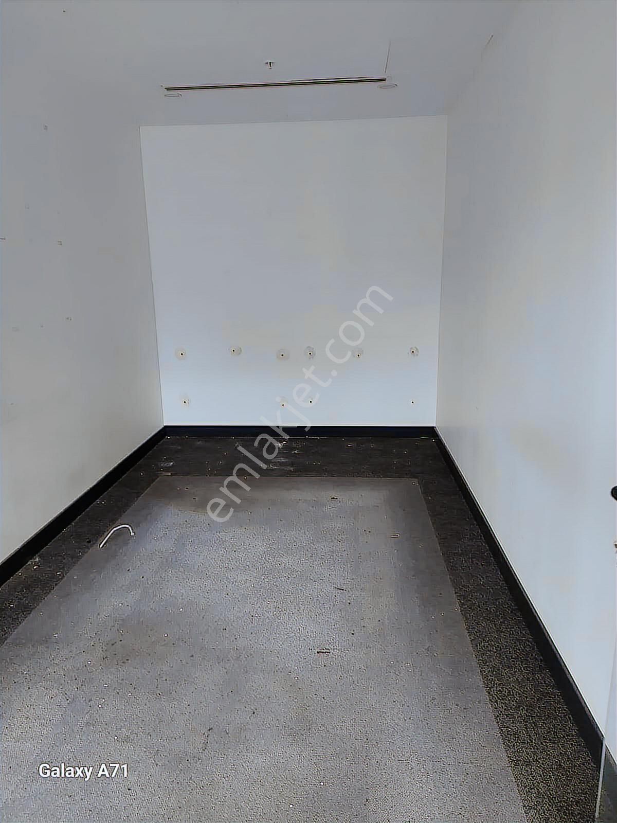 Selenıum Retro9 A Blok'ta Taşınmaya Hazır Ofis 350 M2 - Görsel 34