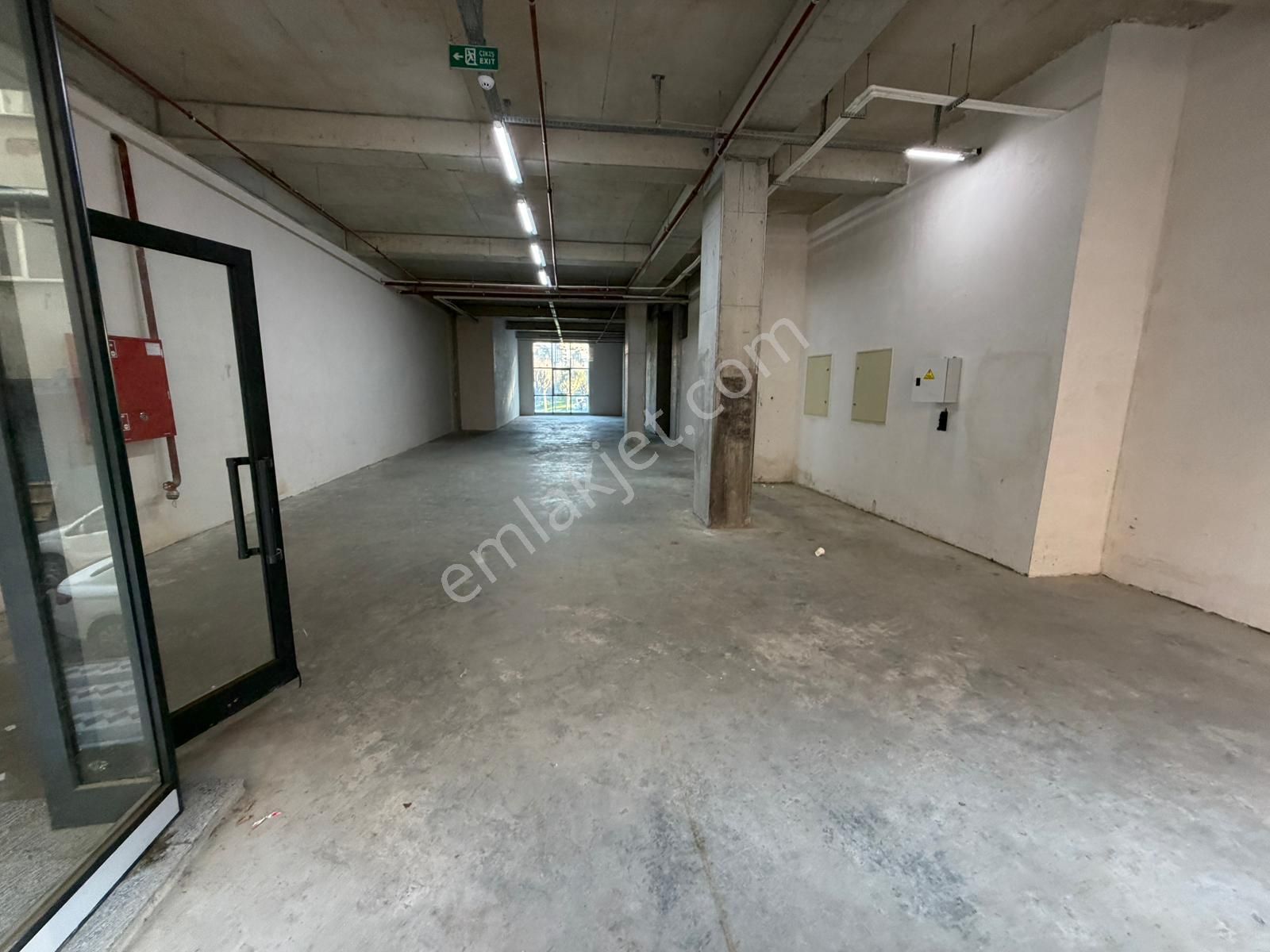 Aydın İnş. Sanayi İçinde 300m2 4.50h Yüksek Giriş Dükkan - Görsel 5