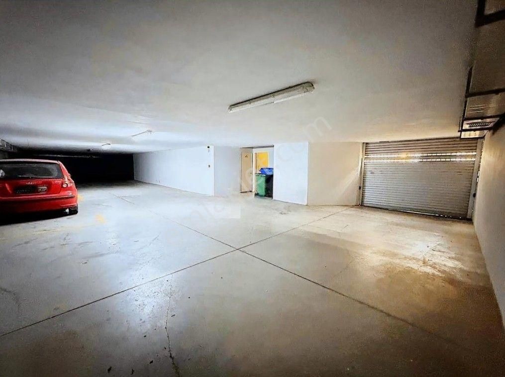 Boş... Suadiye'de Satılık 2+1 Daire Ebeveyn Banyo Balkonlu Ara Kat - Görsel 17