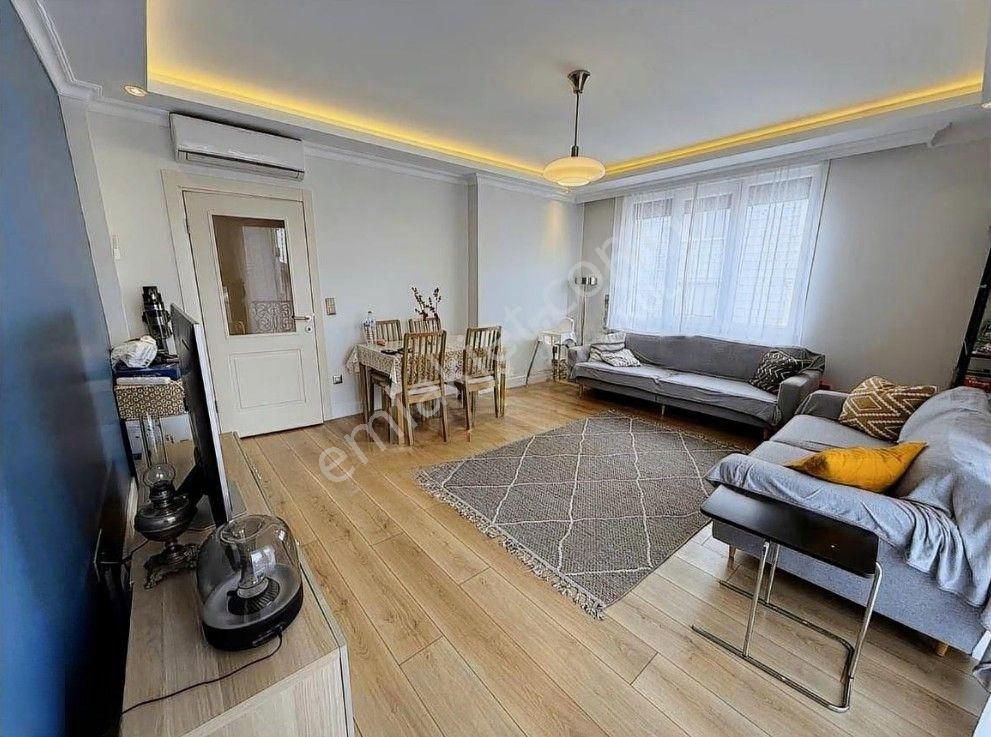 Boş... Suadiye'de Satılık 2+1 Daire Ebeveyn Banyo Balkonlu Ara Kat - Görsel 2