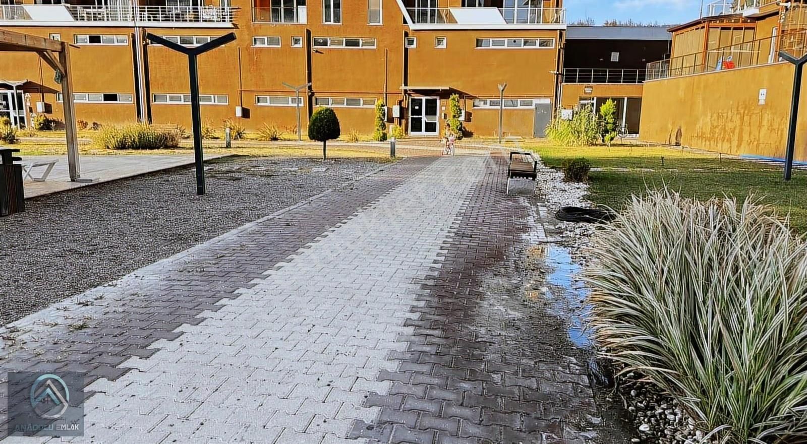 Çanakkale Devlet Hastanesi Yakınında 1+1 Satılık Daire - Görsel 31